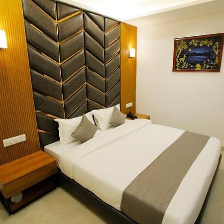 Hotel The Grand Indore Exterior photo